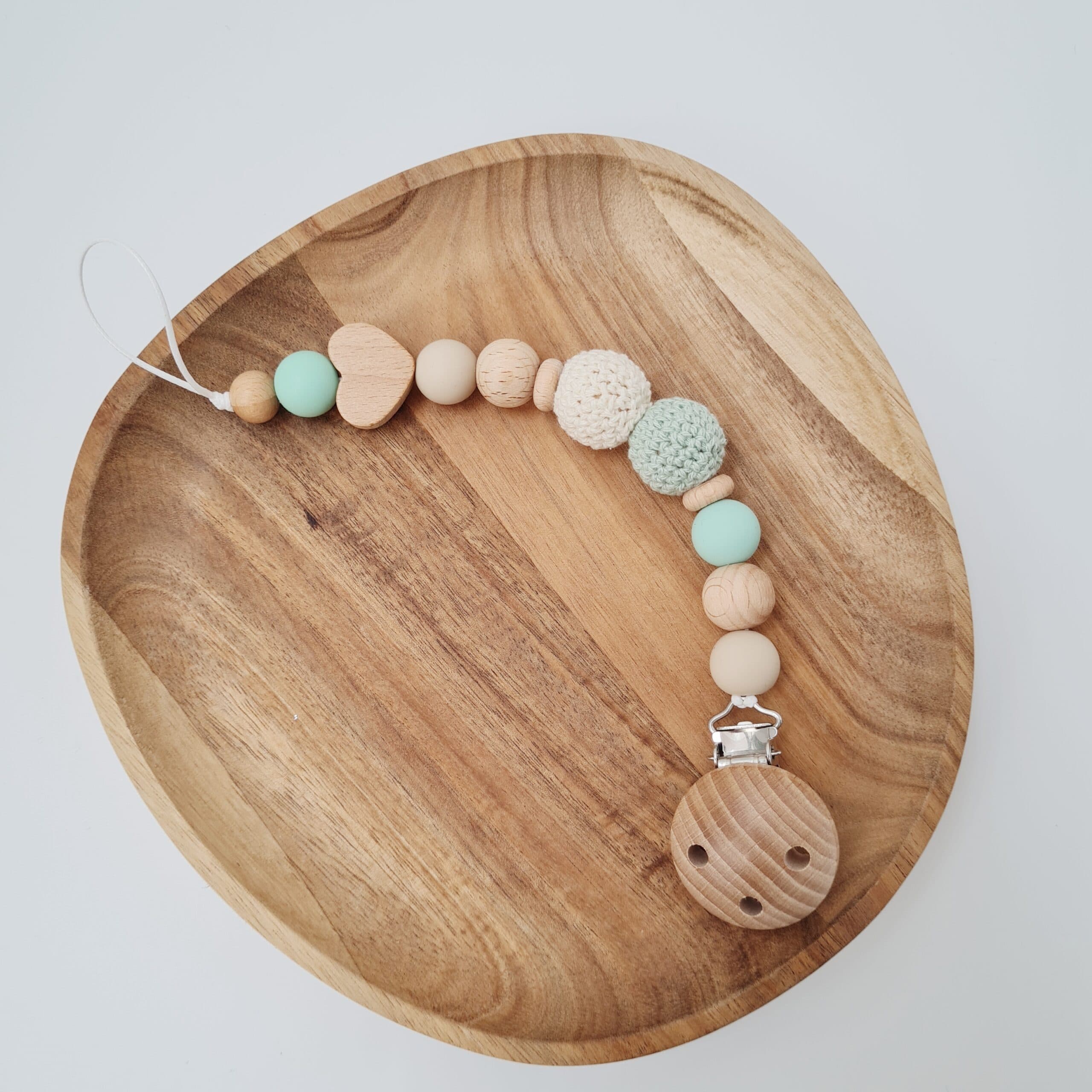 Nuggikette / Schnullerkette "Mint at Heart" von Wunderdinge - Handgemacht in der Schweiz