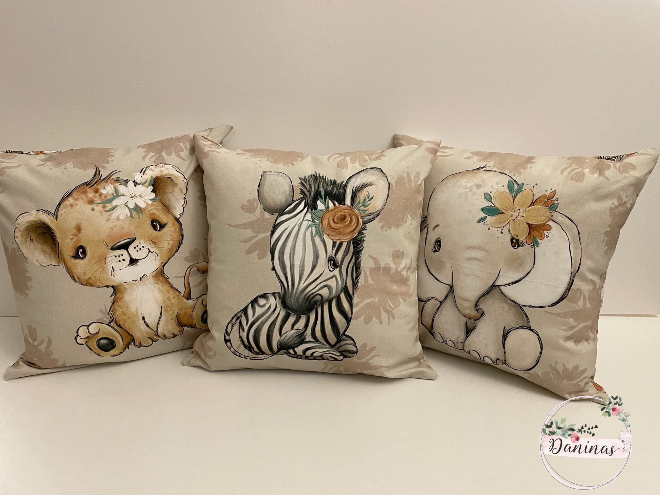 Kuschelkissen Safaritiere Zebra von Daninas.ch - Handgemacht in der Schweiz