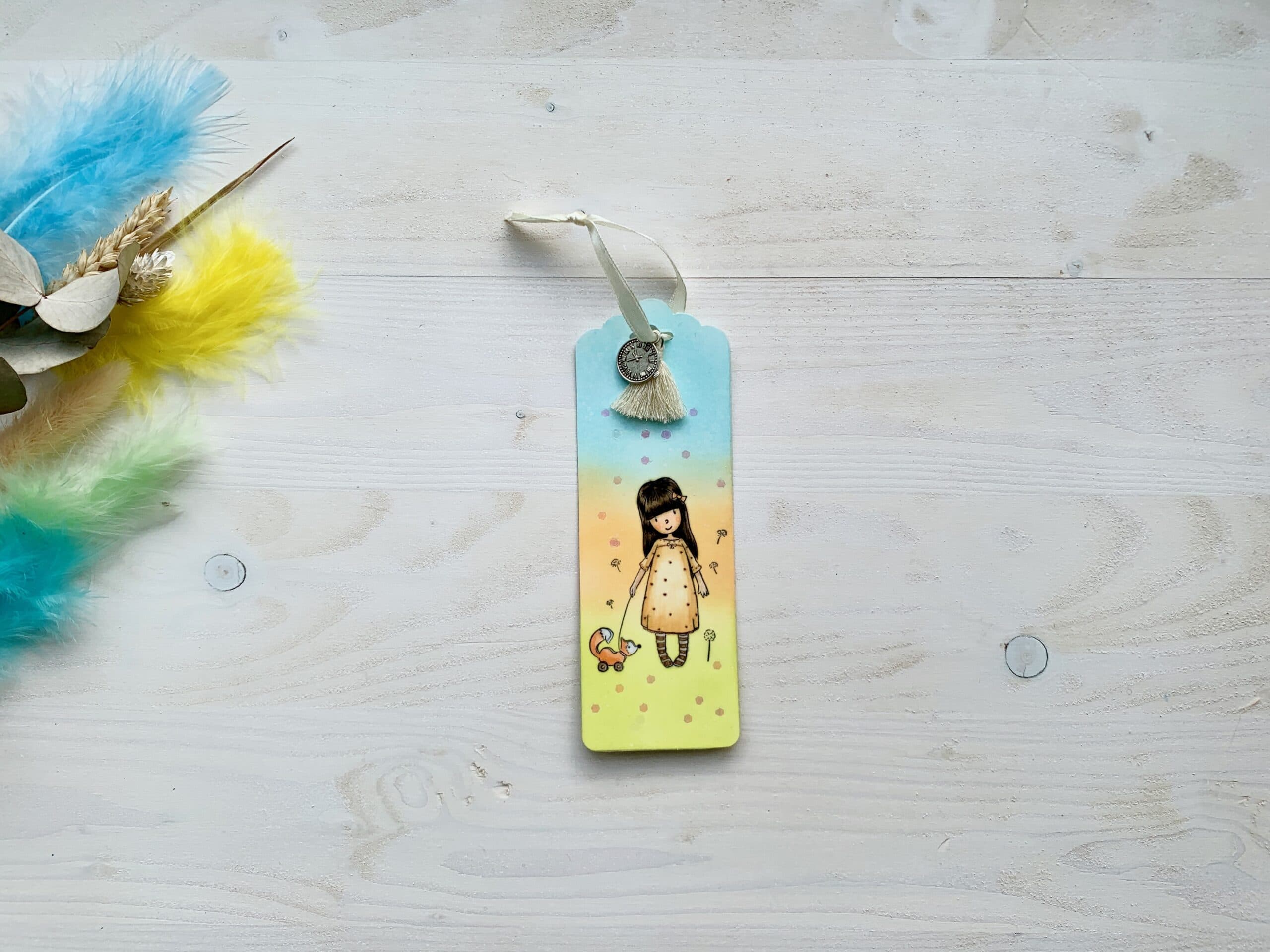 Lesezeichen mit Charm und Quaste 6