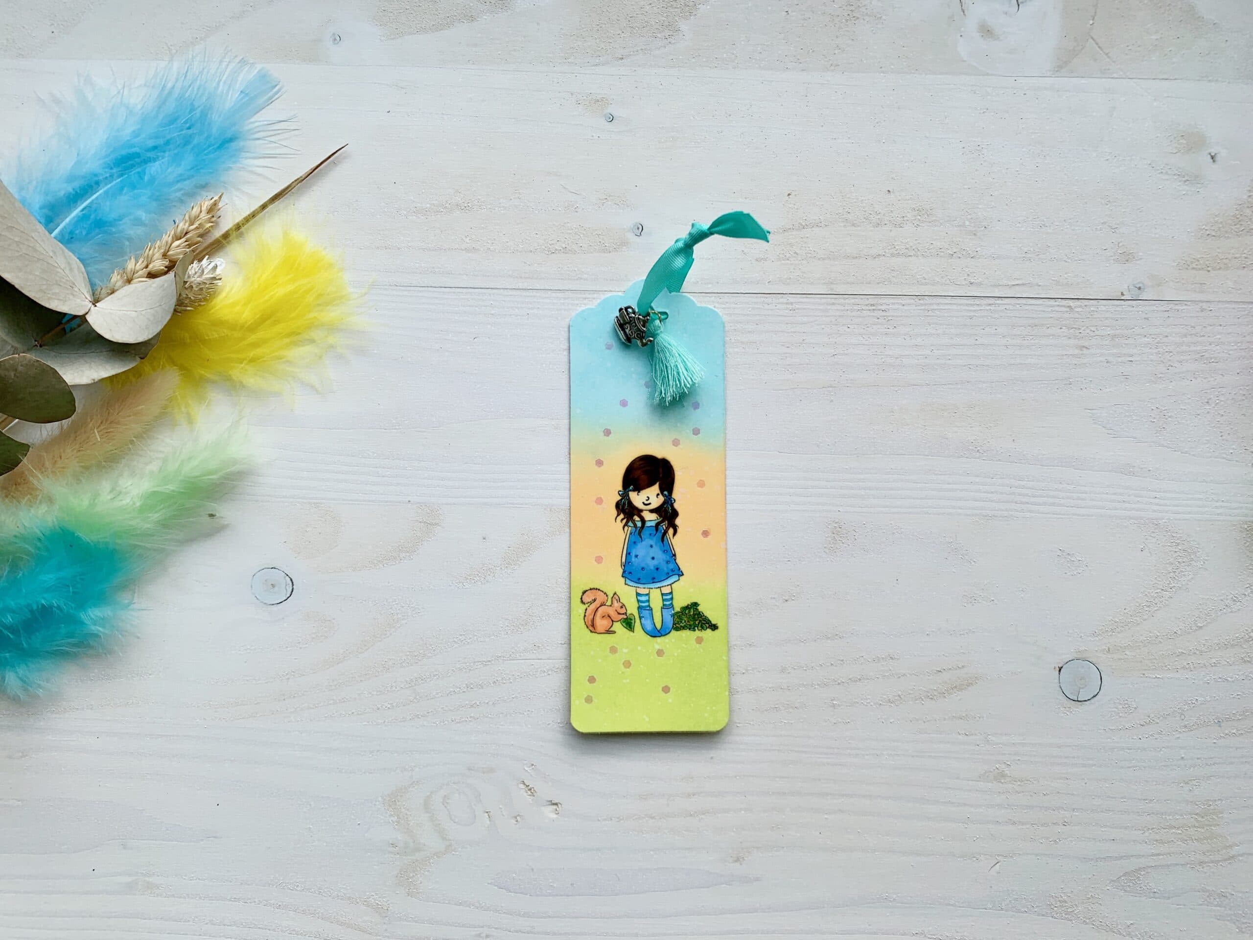 Lesezeichen mit Charm und Quaste 8