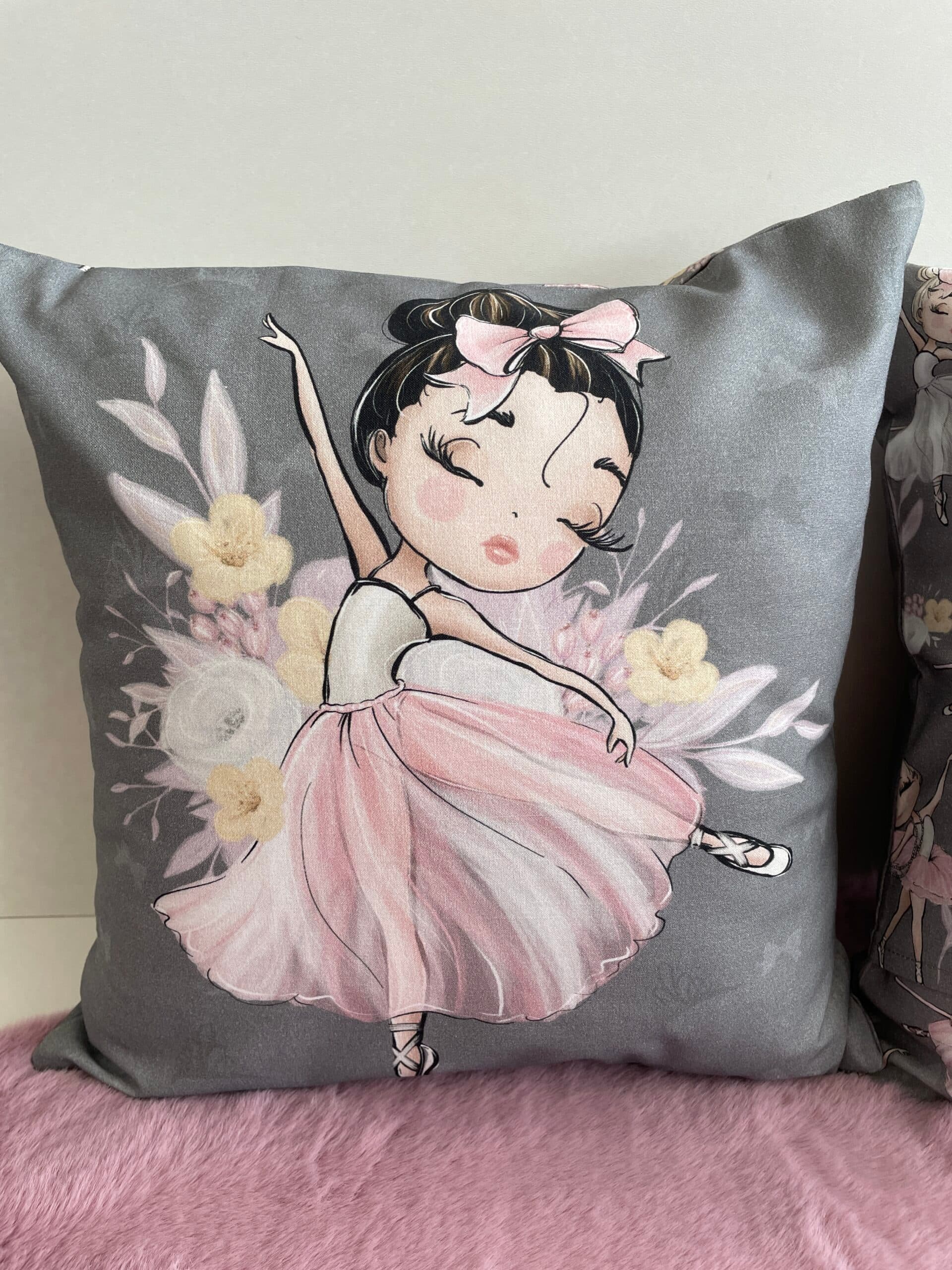 Kuschelkissen kleine Ballerina 3