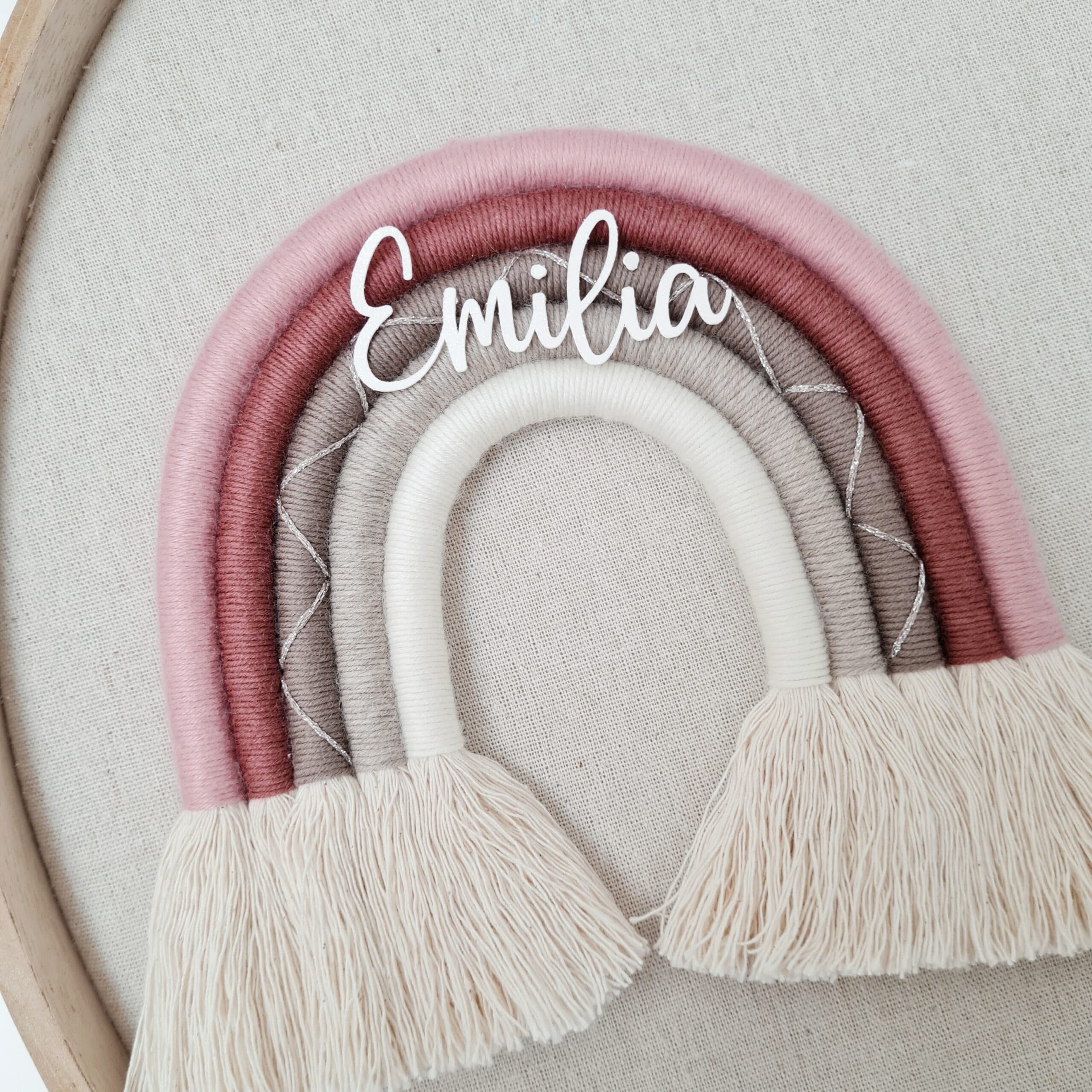 Regenbogen "Dusty Pink" / Wanddekoration Kinderzimmer von Wunderdinge - Handgemacht in der Schweiz