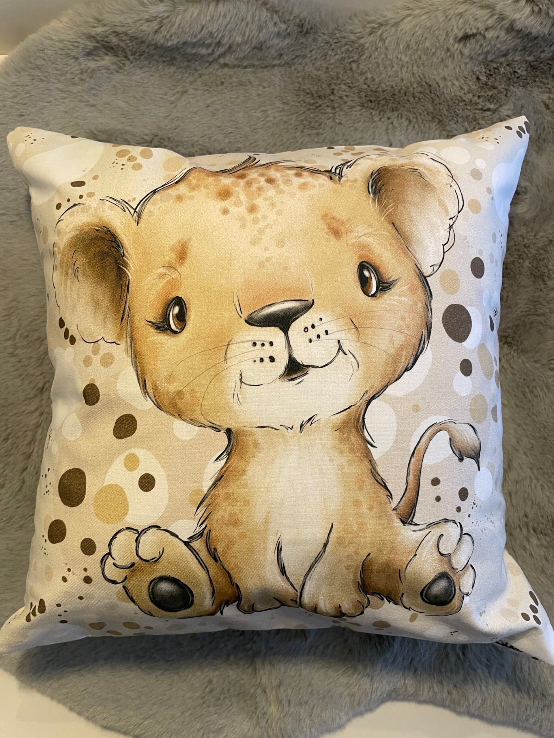 Kuschelkissen kleiner Löwe 2