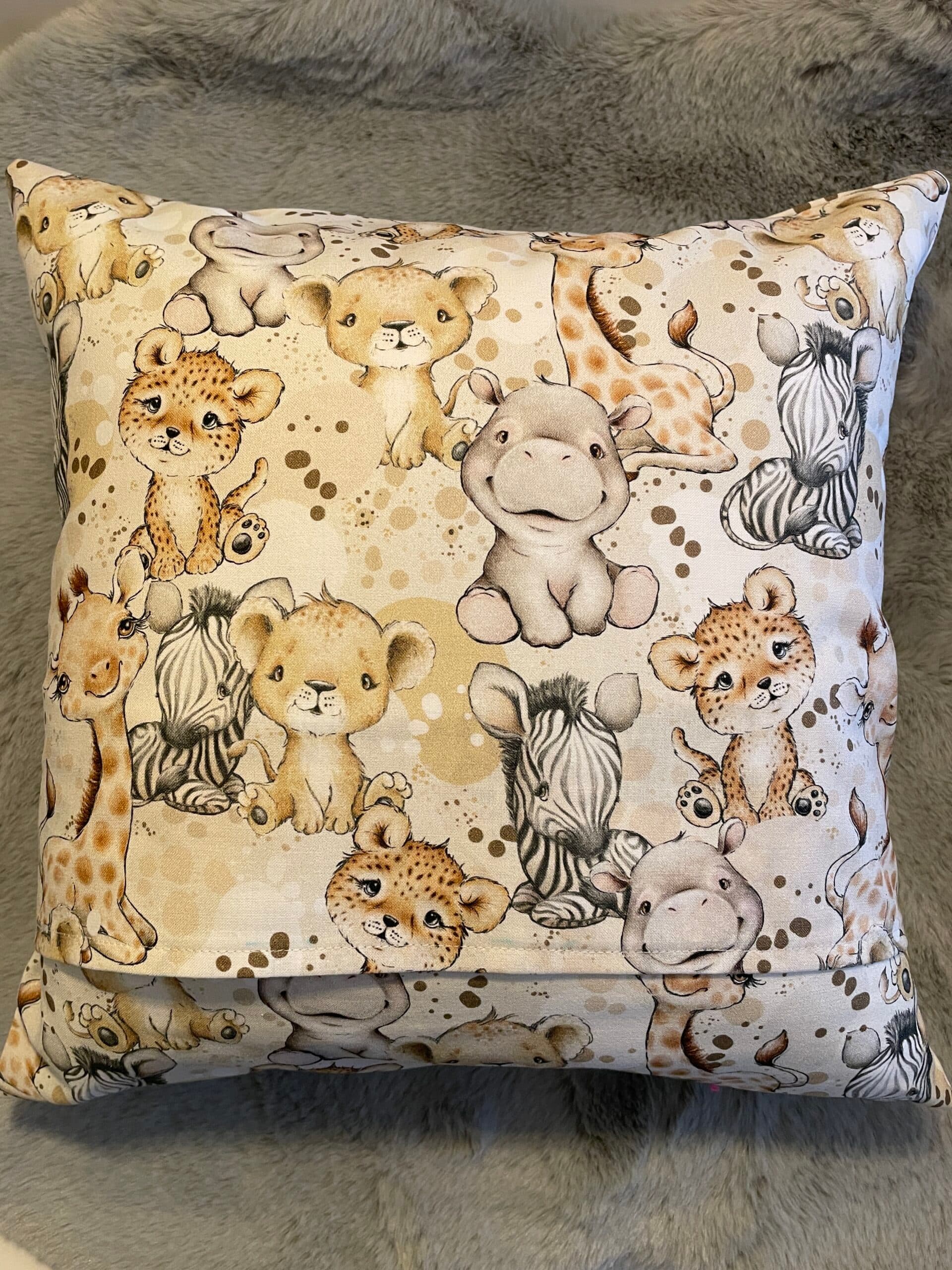Kuschelkissen kleiner Löwe 3