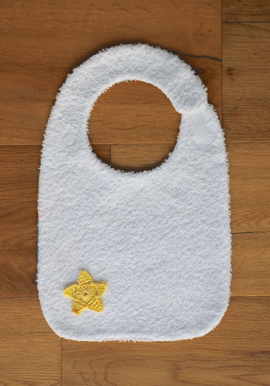 Lätzchen "Up to the Moon" von MoMo Creation - Handgemacht in der Schweiz