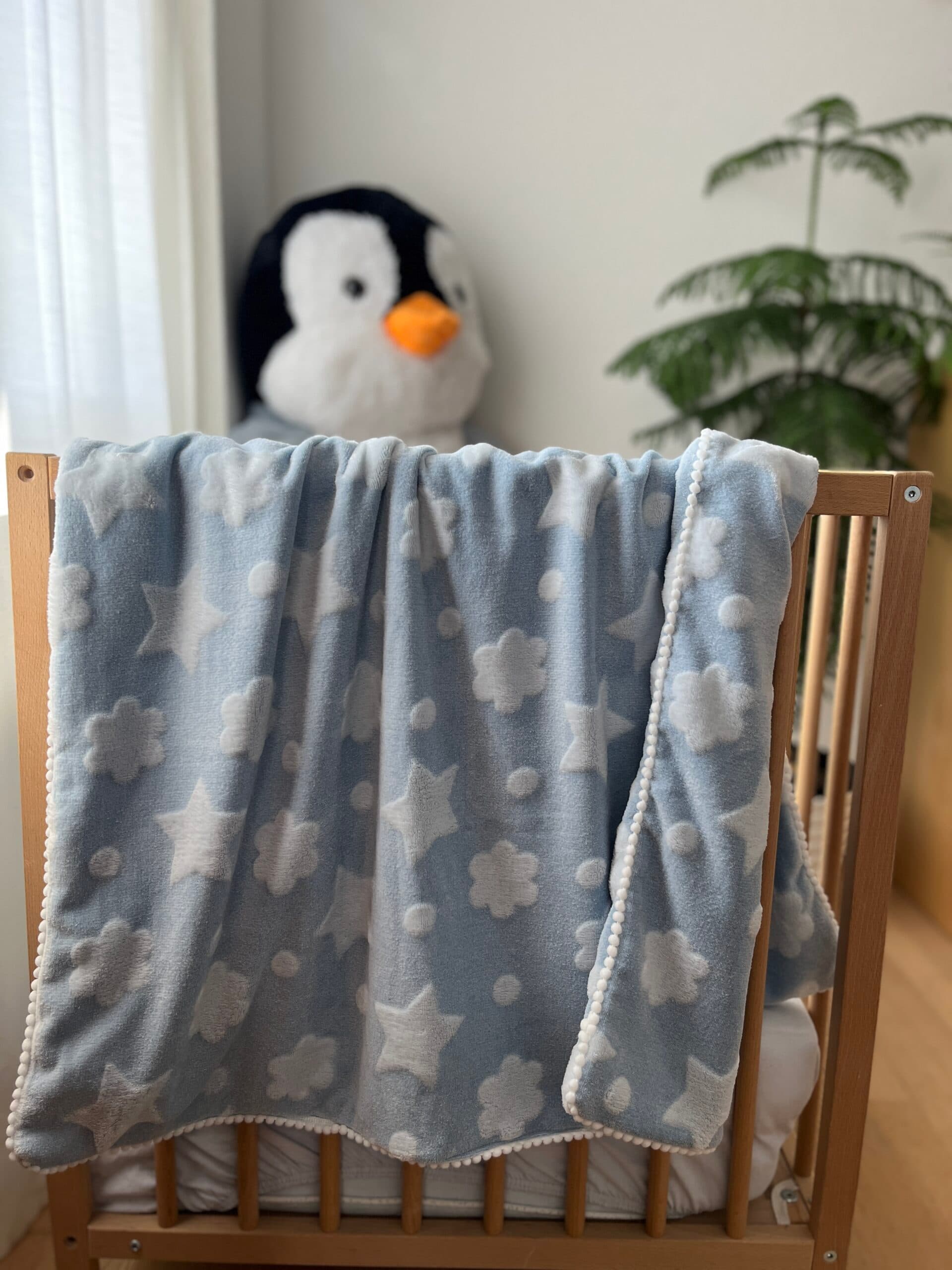 Kuschelige Fleece Babydecke von MaMiK Boutique - Handgemacht in der Schweiz