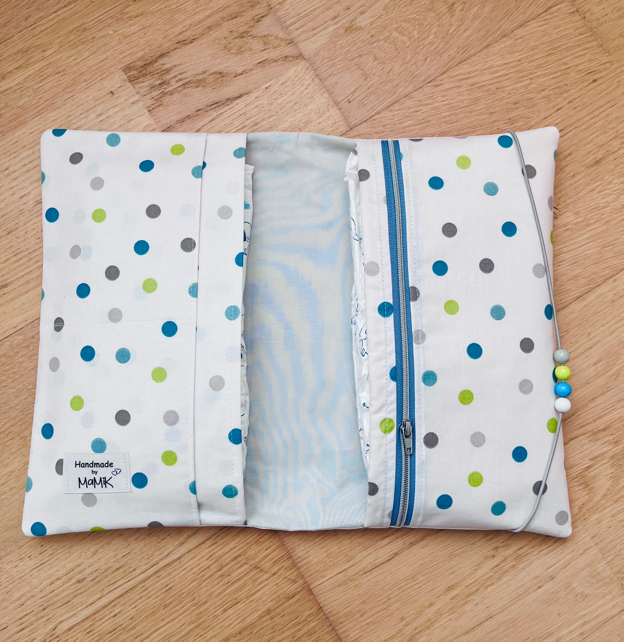 Set aus XL Windeletui und Wickelunterlage 3