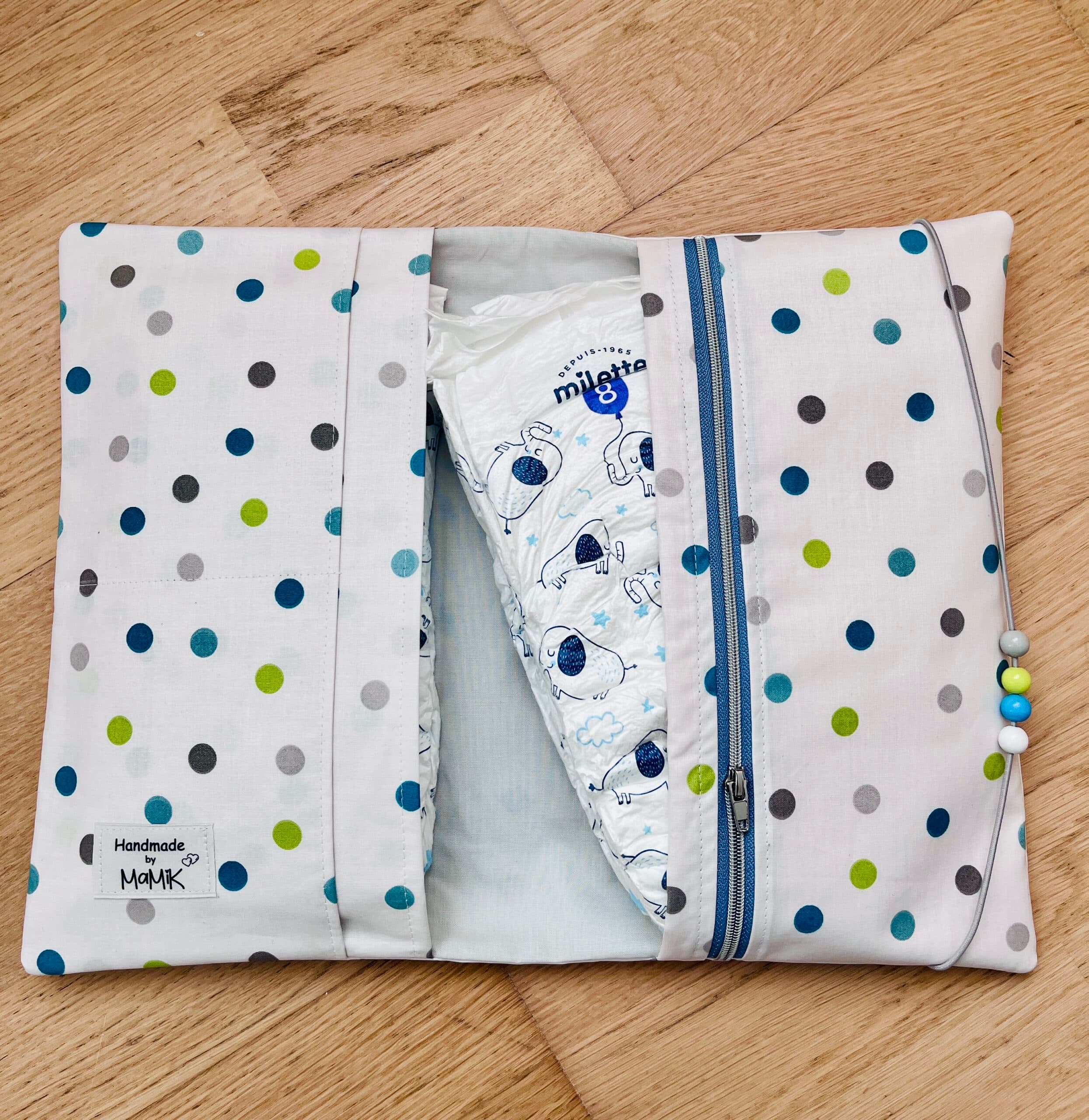 Set aus XL Windeletui und Wickelunterlage 4