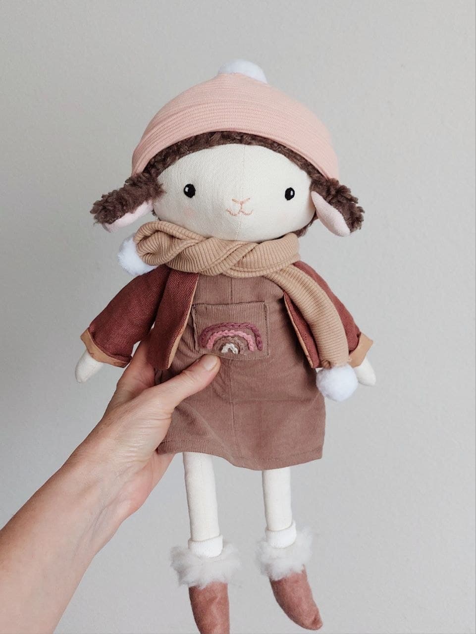 Schäfchenpuppe dunkelbraun 4