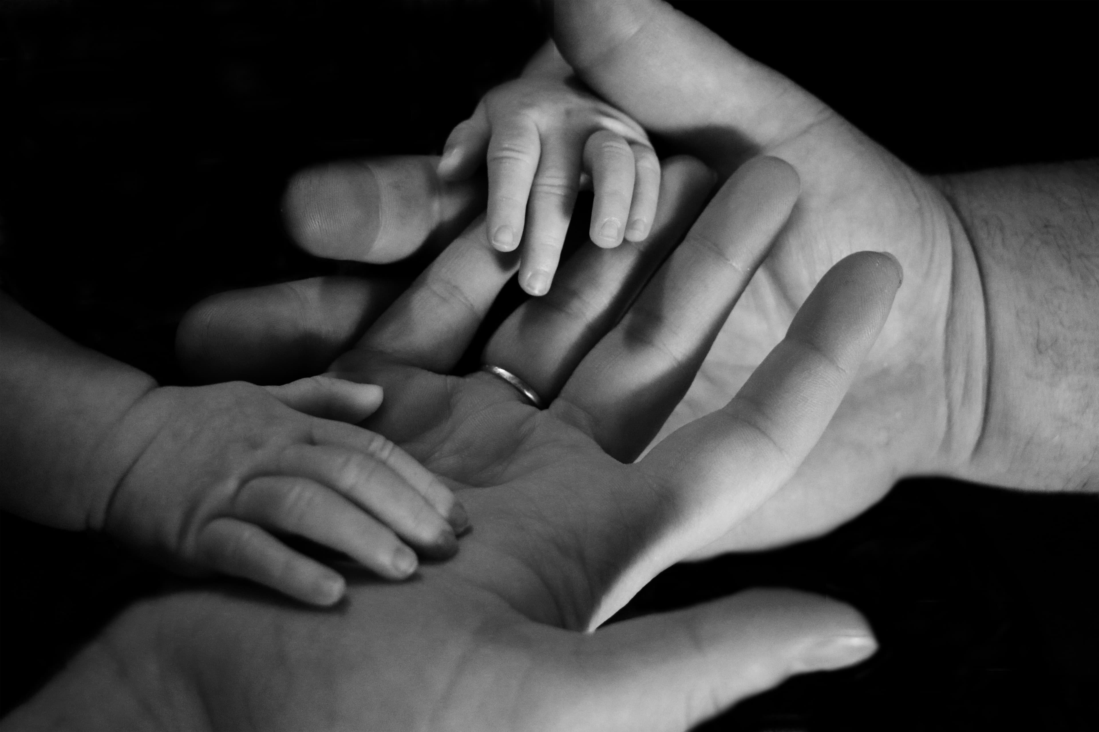 Swiss Newborn Traditions — What Families Give and Celebrate When a Baby Arrives