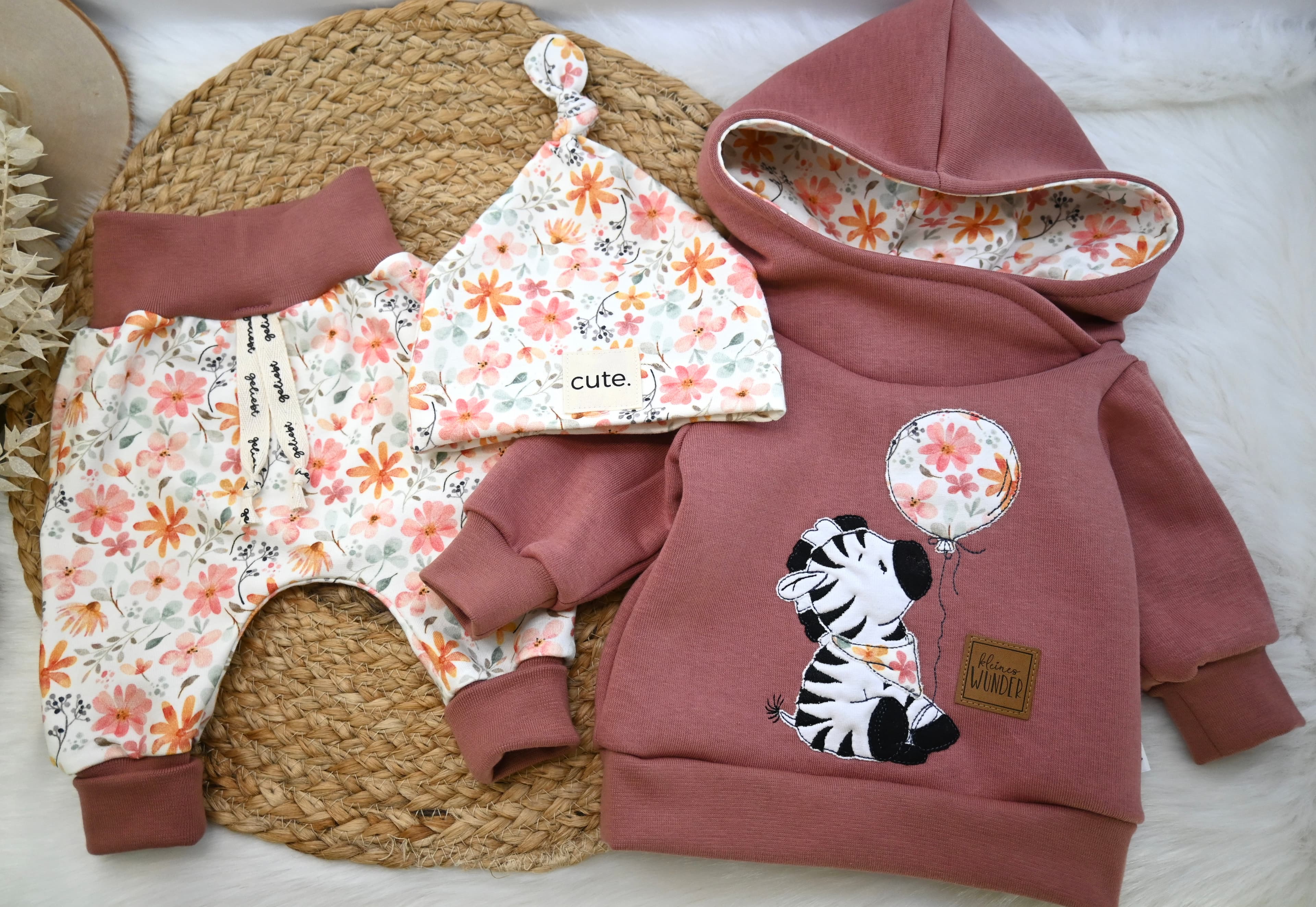 Newborn-Outfit "Zebra", Gr. 56